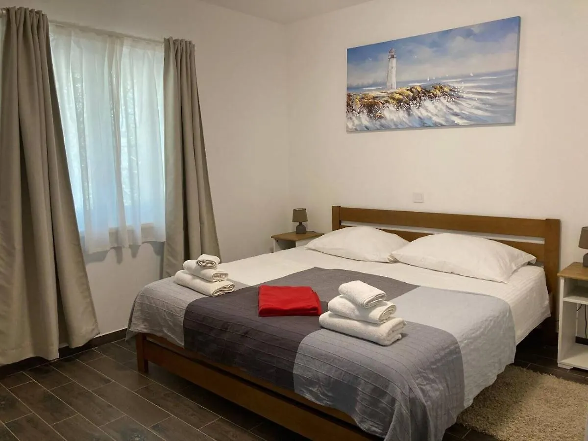 Magnificent Eco Villa Valencano Bale 0*,