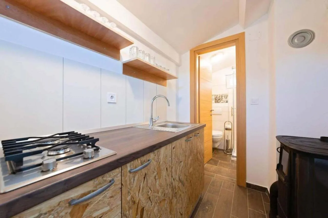 Magnificent Eco Villa Valencano Bale